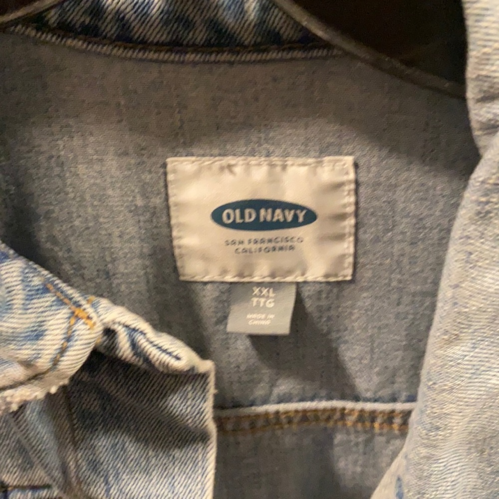 Distress light wash XXL Old Navy Jean jacket